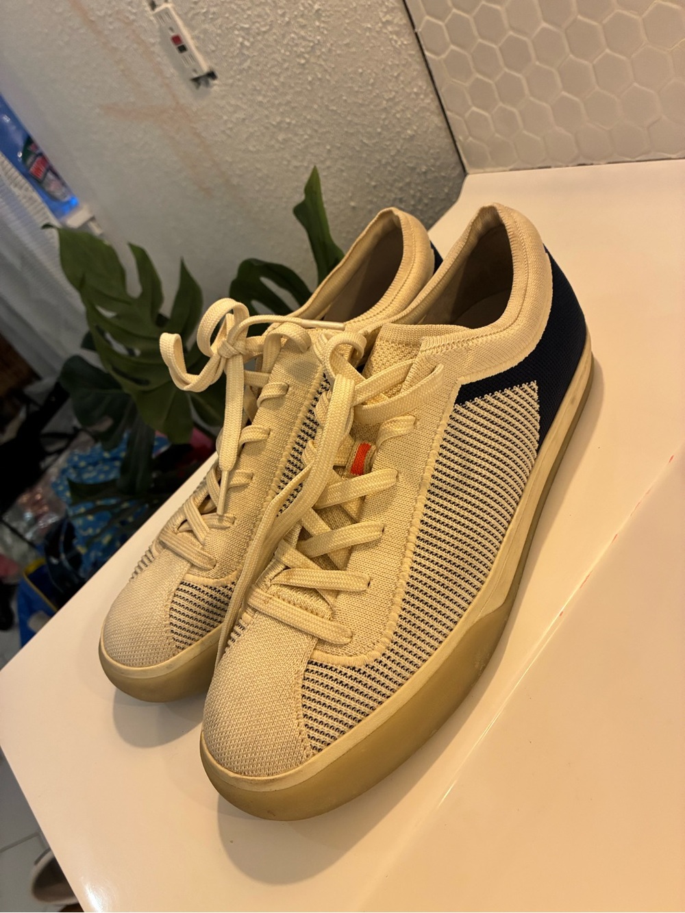 Rothy's Cream Knit Lace Up Sneakers with Navy Heel Accent Womens Size 10 Casual